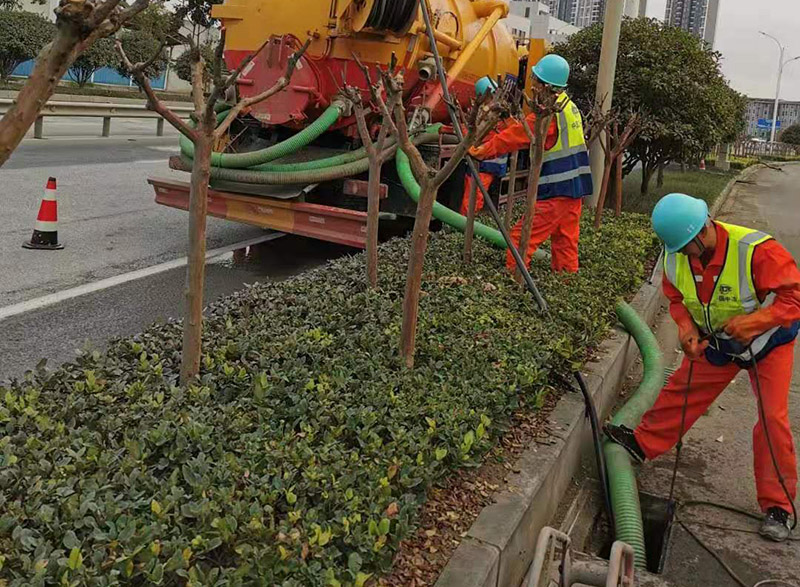 红花岗市政管道清淤